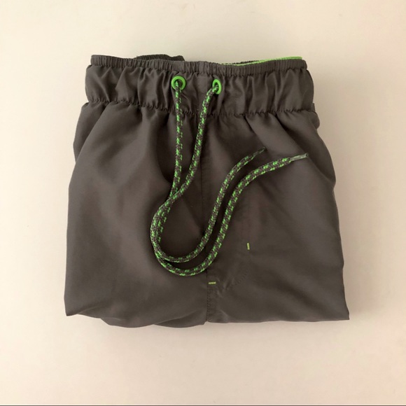 Sz L George Shorts